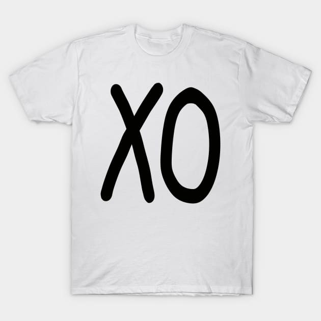 Kiss and hug XO black and white T-Shirt by FrancesPoff